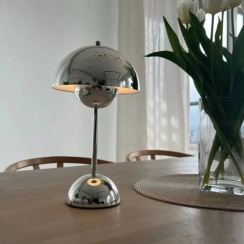 AIZAKA Chrome Mushroom LED Table Lamp – Modern Chrome Design SEPHIRA