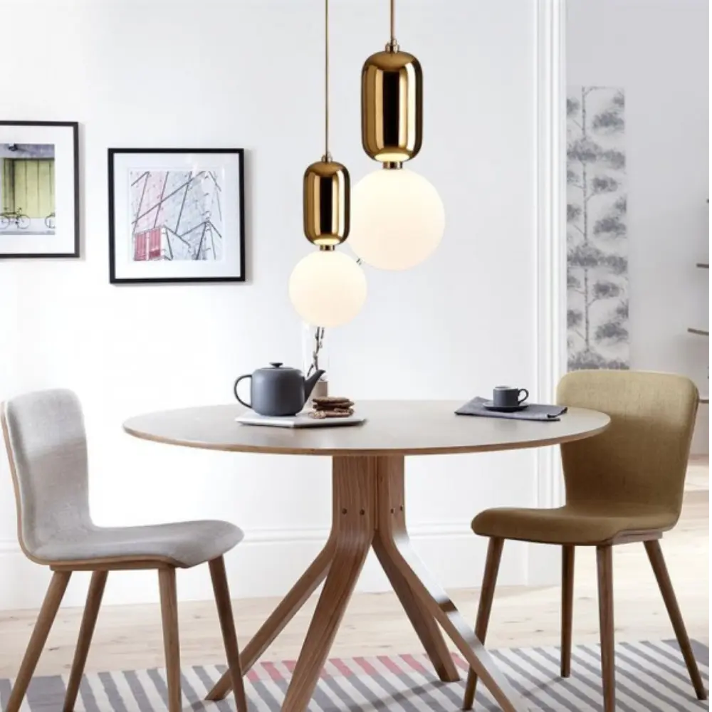 Lumino - Lustrous Gold Pendant Lamp for Elegant Interior