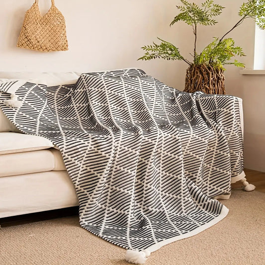 Nordic Double-Sided Check Pattern Blanket – Enhance Your Interior with Style SEPHIRA