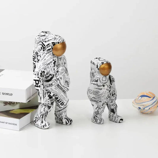 Spaceman Graffiti Sculpture for Urban Home Decor SEPHIRA Small (11 X 7.5 X 19 CM)